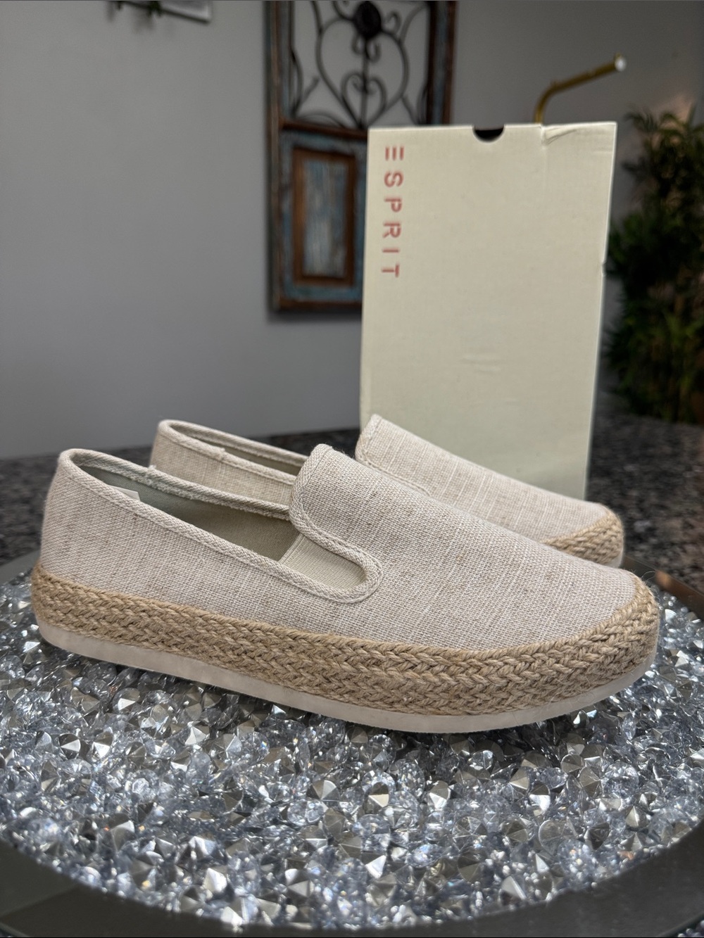 Esprit Women's Beige Slip-On Espadrille Flats NEW 8